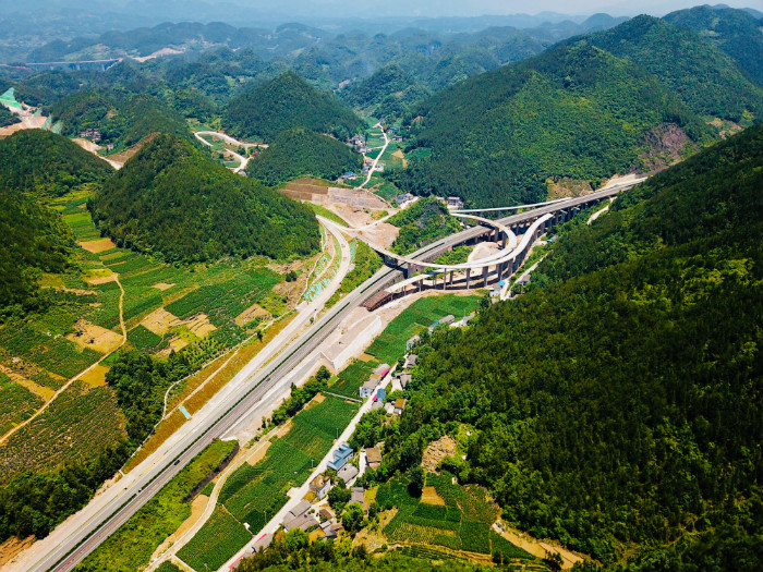 安来高速建始(陇里)至恩施(罗针田)段